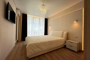 квартира по адресу Степана Бандеры ул., 77-Б