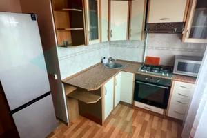 квартира за адресою житловий масив Тополя-1 вул., 2