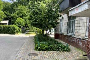 коммерческая по адресу Незалежності бульв. (50 років Жовтня), 3