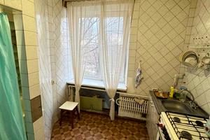квартира за адресою Харків, майдан Захисників України пл. (Повстання), 1