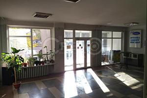 комерційна за адресою Кобилянського вул., 219