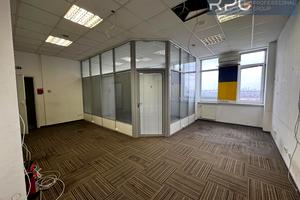 коммерческая по адресу Героїв Космосу ул., 4