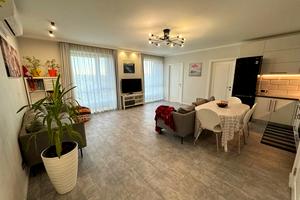 квартира по адресу Світлова, 42А