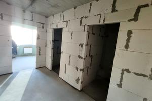 квартира за адресою Літературна вул., 10