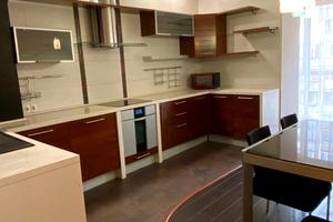 квартира за адресою Почайнинська вул., 70