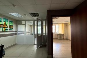 комерційна за адресою Ореста Васкула вул., 8-А