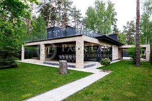 будинок за адресою Плютовська вул., 1