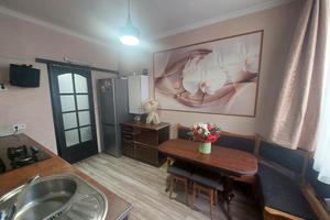 квартира за адресою Героїв ОУН-УПА вул., 1