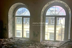 комерційна за адресою Князів Острозьких вул. (Московська), 8