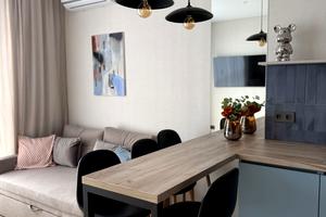 квартира за адресою Літературна вул., 10