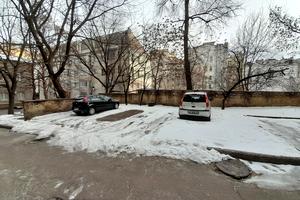 комерційна за адресою Київ, Костельна вул., 10