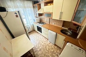 комната по адресу Янтарная ул., 44