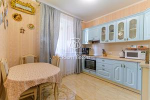квартира за адресою Драгоманова вул., 6/1