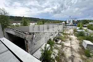 комерційна за адресою Промислова вул., 27а