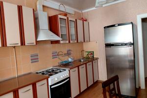 квартира за адресою Тополина вул., 22