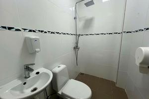 комерційна за адресою Юності вул., 120