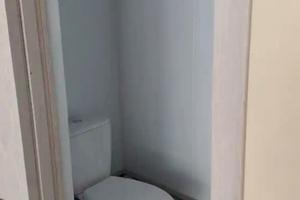 комерційна за адресою Березинська вул., 20