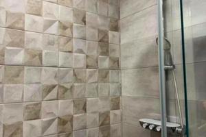 квартира за адресою Літературна вул., 8