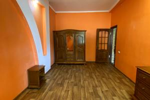 квартира за адресою Вокзальна вул., 4