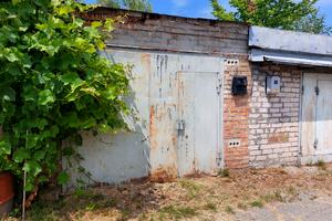 паркомісце за адресою Заводська вул., 1-Б