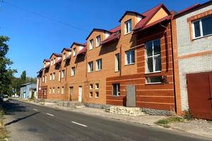 комерційна за адресою Робітнича вул., 2А