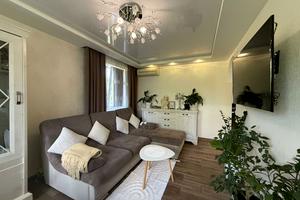 квартира за адресою Світла вул., 3