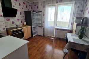 квартира за адресою Сергія Данченка вул., 3