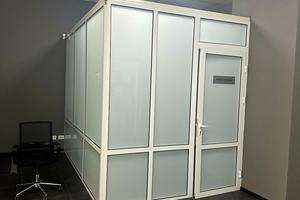 комерційна за адресою Дмитра Яворницького просп. (Карла Маркса), 96