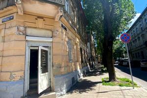 коммерческая по адресу Антоновича ул. (Сталинградской битвы), 7