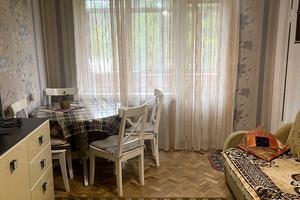 квартира за адресою Метробудівська вул., 8