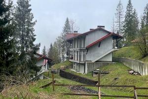 коммерческая по адресу бугель Магура, 3