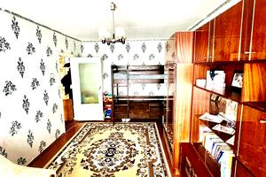 квартира за адресою Академіка Грушевського вул., 38