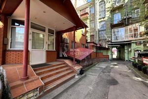 комерційна за адресою Велика Васильківська вул. (Червоноармійська), 28А