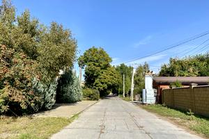 участок по адресу Озерна, 34