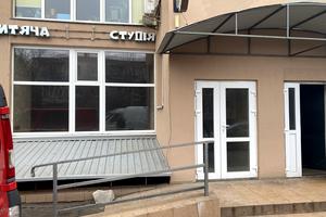 комерційна за адресою В'ячеслава Чорновола вул. (Войкова), 15а