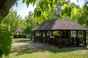 коммерческая по адресу Героїв Космосу ул., 4