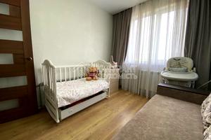 квартира за адресою Амосова вул. (Корчагінців), 13