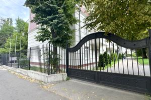 комерційна за адресою Григорія Кочура вул. (Олександра Пироговського), 19/8