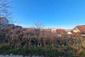 участок по адресу Буча, 