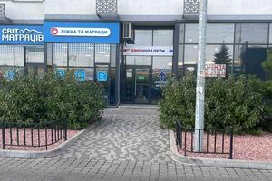 коммерческая по адресу Ревуцкого ул., 40-В