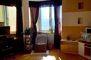 квартира за адресою Автозаводська вул., 99/4