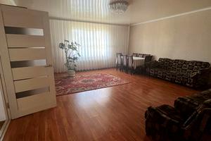 дом по адресу Радісна, 32