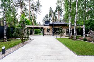 будинок за адресою Плютовська вул., 1
