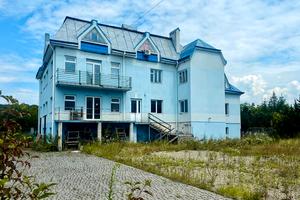 коммерческая по адресу Петра Сагайдачного ул., 42