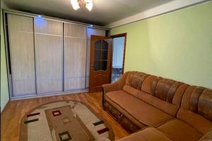 квартира по адресу Богдана Хмельницкого просп. (Героїв Сталінграда), 18