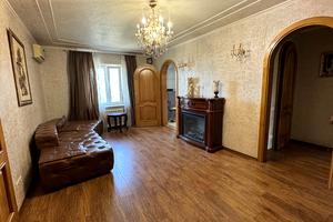 квартира за адресою Прирічна вул., 37