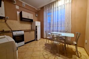 квартира по адресу Угорская ул., 9
