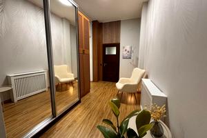 квартира за адресою Сергія Єфремова вул., 35