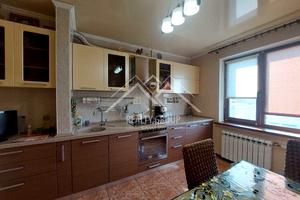 квартира за адресою Українська вул., 61