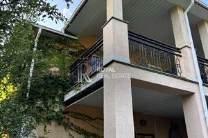 будинок за адресою Південна Троянда